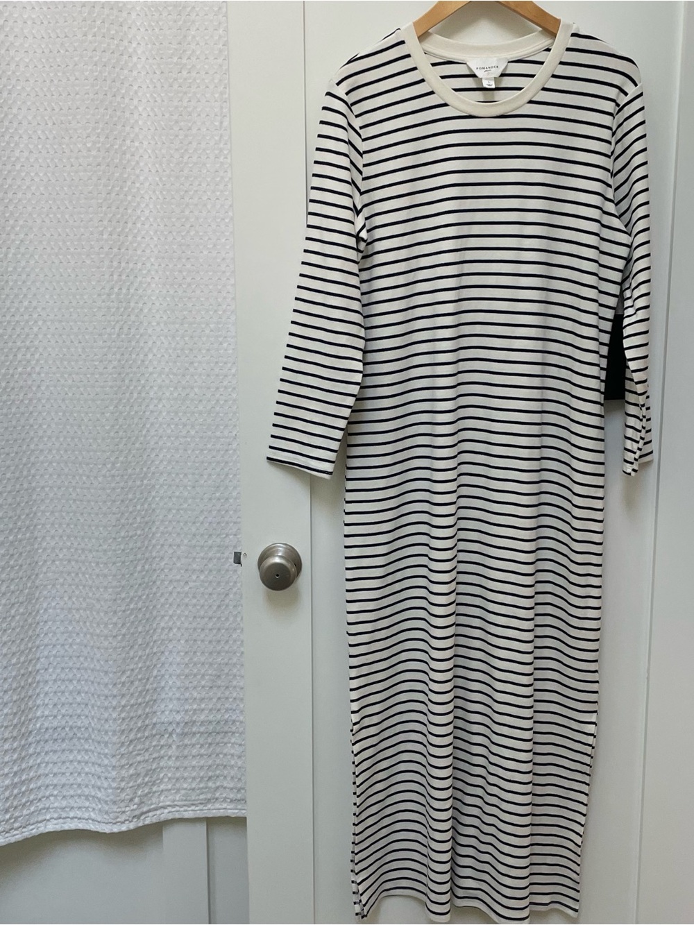 Tuckernut POMANDER PLACE Navy Stripe Gio Long Sleeve Maxi Dress Large Slits Hem